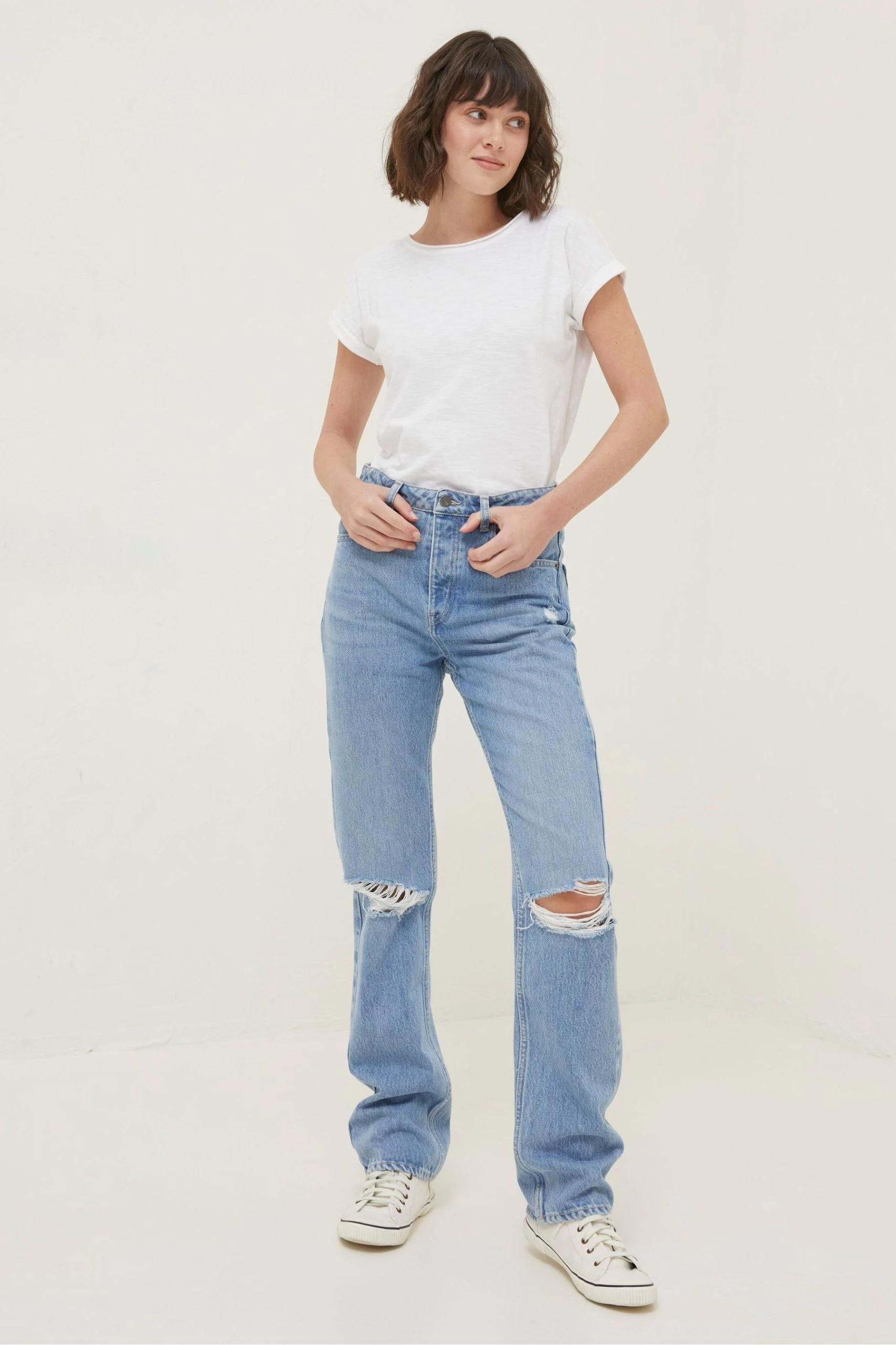 FatFace Blue Sutton Rip Detail Jeans 3 FatFace Blue Sutton Rip Detail Jeans - Image 3