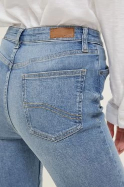 FatFace Blue Sway Capri Jeans 8 FatFace Blue Sway Capri Jeans -Fashion Clothing Store 716214s4