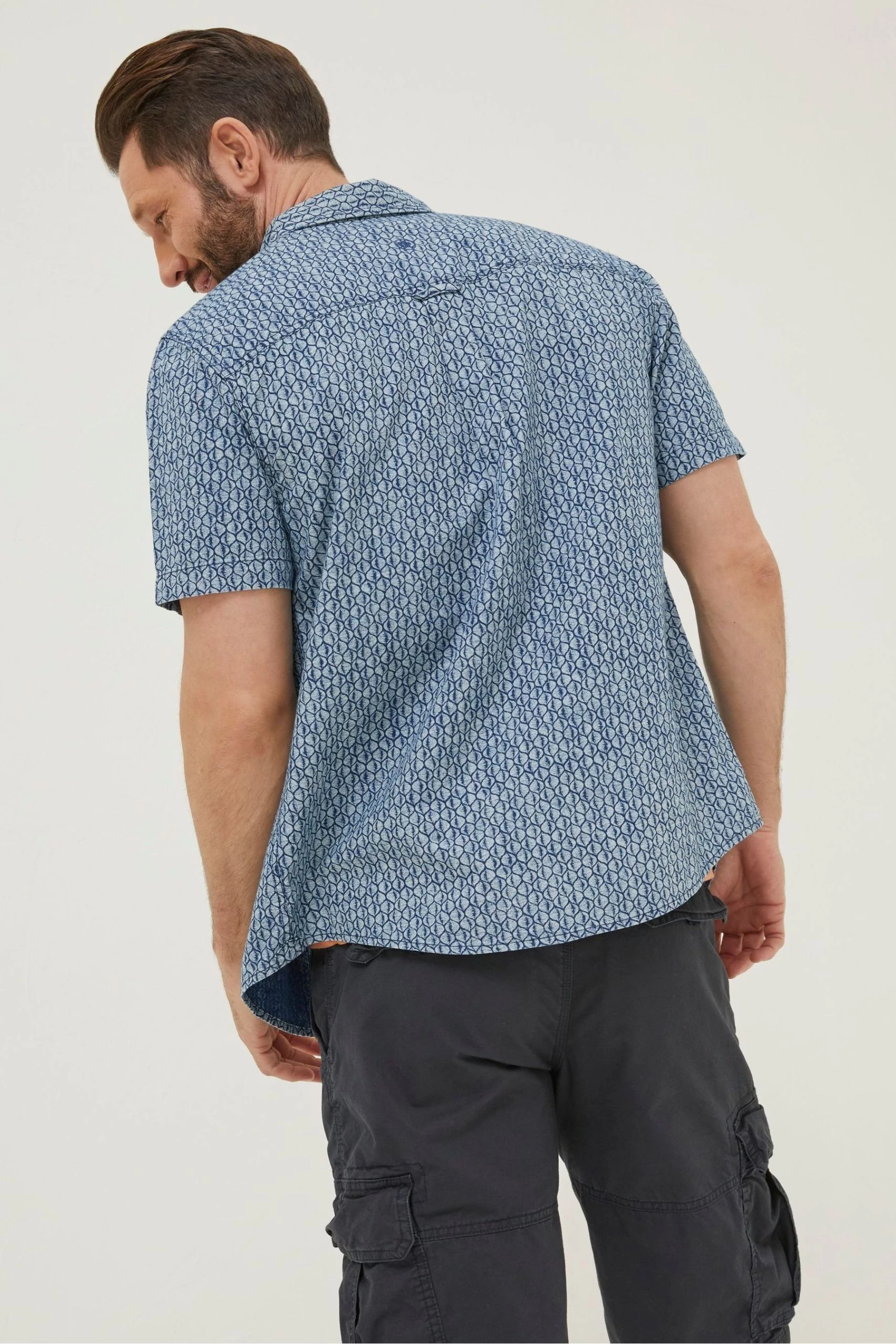 FatFace Blue Shell Print Shirt 2 FatFace Blue Shell Print Shirt - Image 2