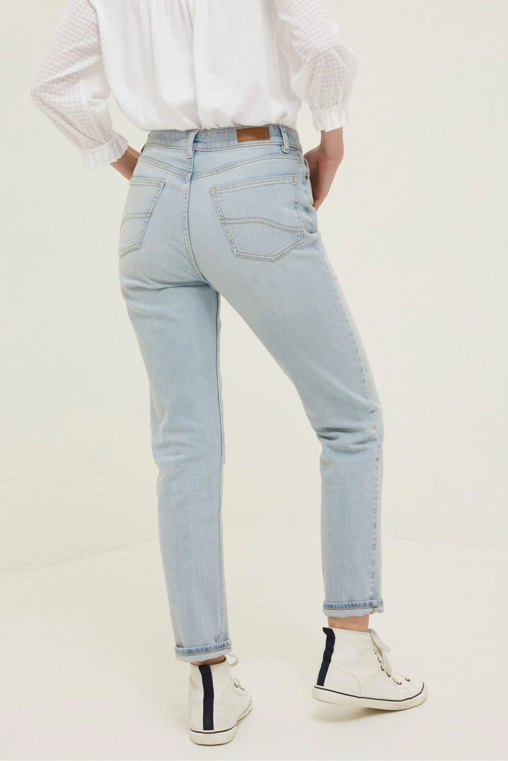 FatFace Blue Chesham Girlfriend Jeans 5 FatFace Blue Chesham Girlfriend Jeans - Image 5