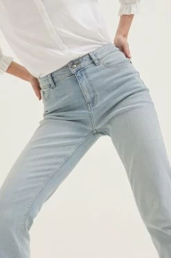 FatFace Blue Chesham Girlfriend Jeans 13 FatFace Blue Chesham Girlfriend Jeans -Fashion Clothing Store D57 789s7