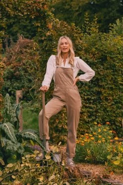 FatFace Rowan White Frill Blouse -Fashion Clothing Store D57533s6