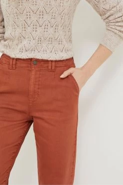 FatFace Brown Aspen Tapered Chinos 7 FatFace Brown Aspen Tapered Chinos -Fashion Clothing Store D57558s5