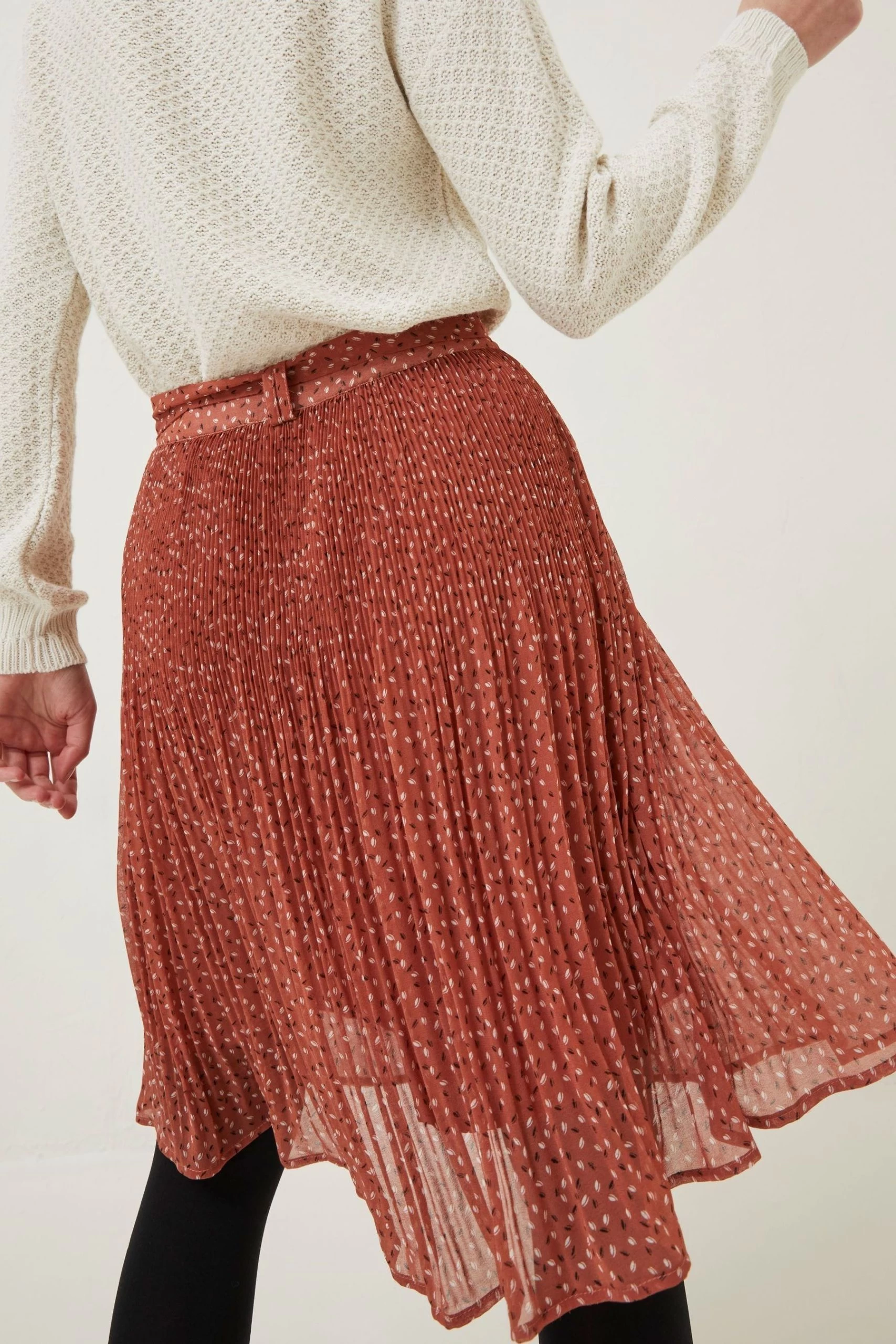 FatFace Kayleigh Seed Geo Brown Skirt 2 FatFace Kayleigh Seed Geo Brown Skirt - Image 2