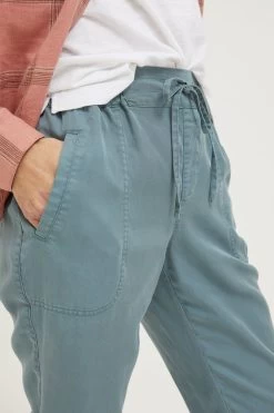 FatFace Green Lyme Plain Joggers -Fashion Clothing Store D57577s6