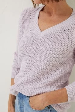 FatFace Purple Kayleigh V-Neck Jumper -Fashion Clothing Store D57841s5