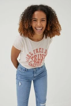 FatFace Pink Ivy Trust The Universe Graphic T-Shirt -Fashion Clothing Store D57874s3