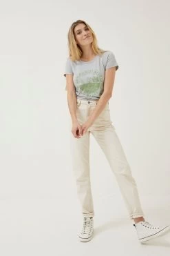 FatFace Grey Eden Community Spirit T-Shirt 7 FatFace Grey Eden Community Spirit T-Shirt -Fashion Clothing Store D57876s3