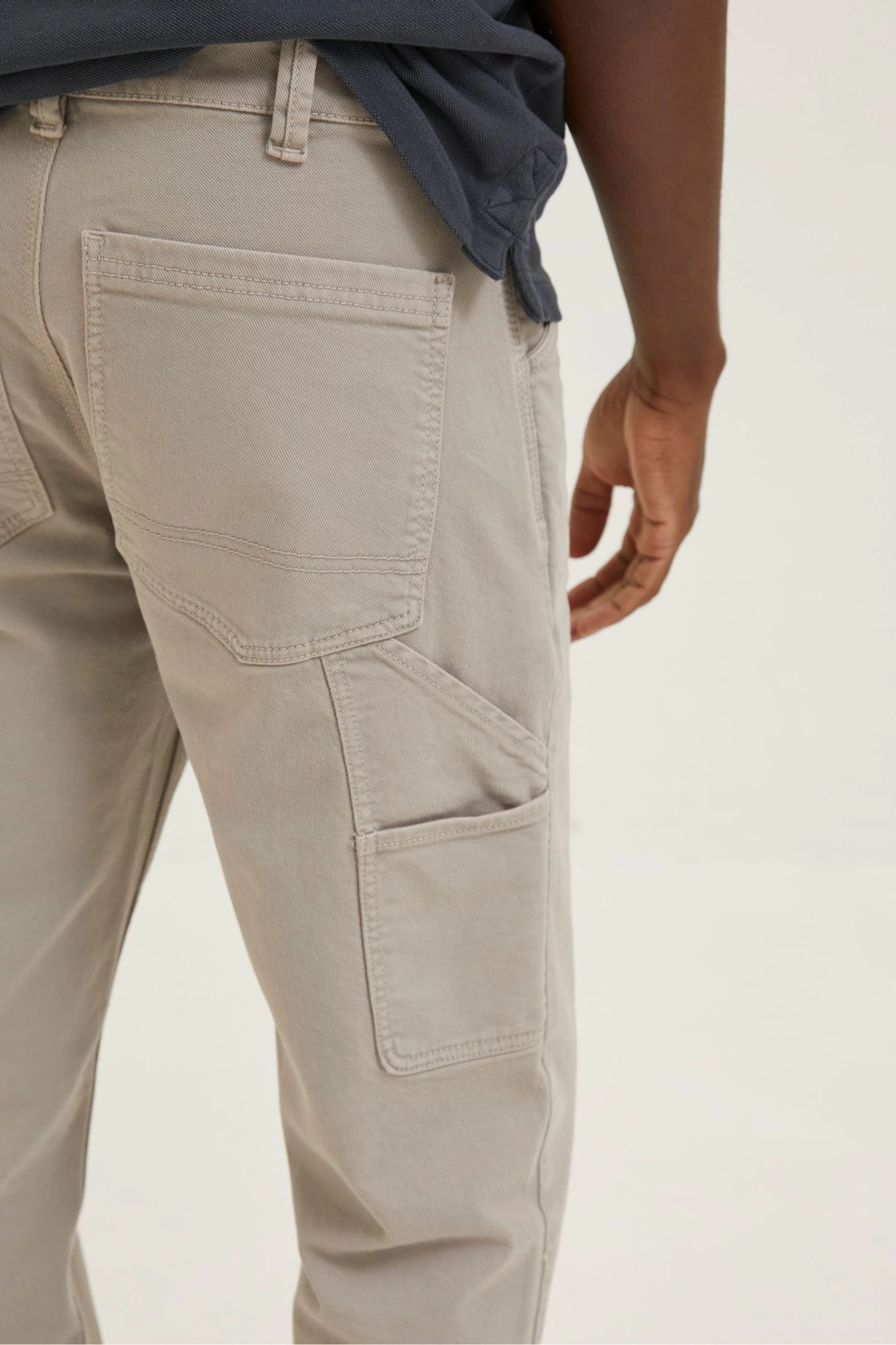 FatFace Grey Tapered Utility Trousers 4 FatFace Grey Tapered Utility Trousers - Image 4