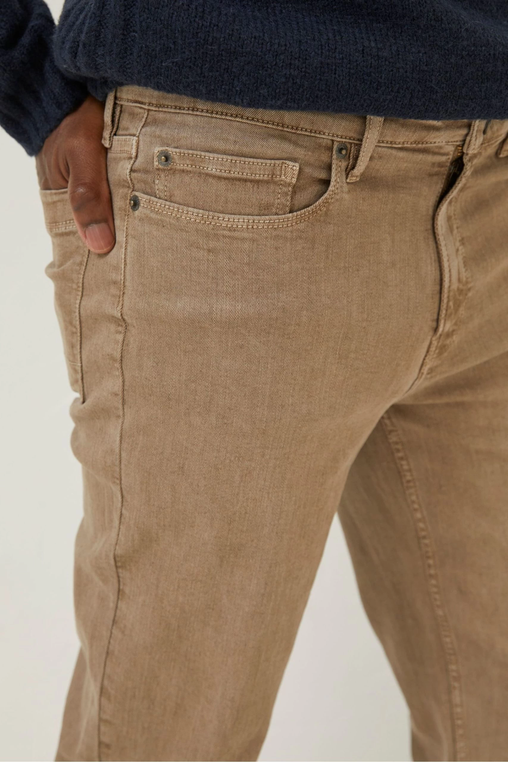 FatFace Natural Straight Five Pocket Jeans 3 FatFace Natural Straight Five Pocket Jeans - Image 3