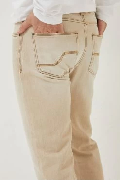 FatFace Natural Straight Light Colour Wash Jeans -Fashion Clothing Store D69781s3