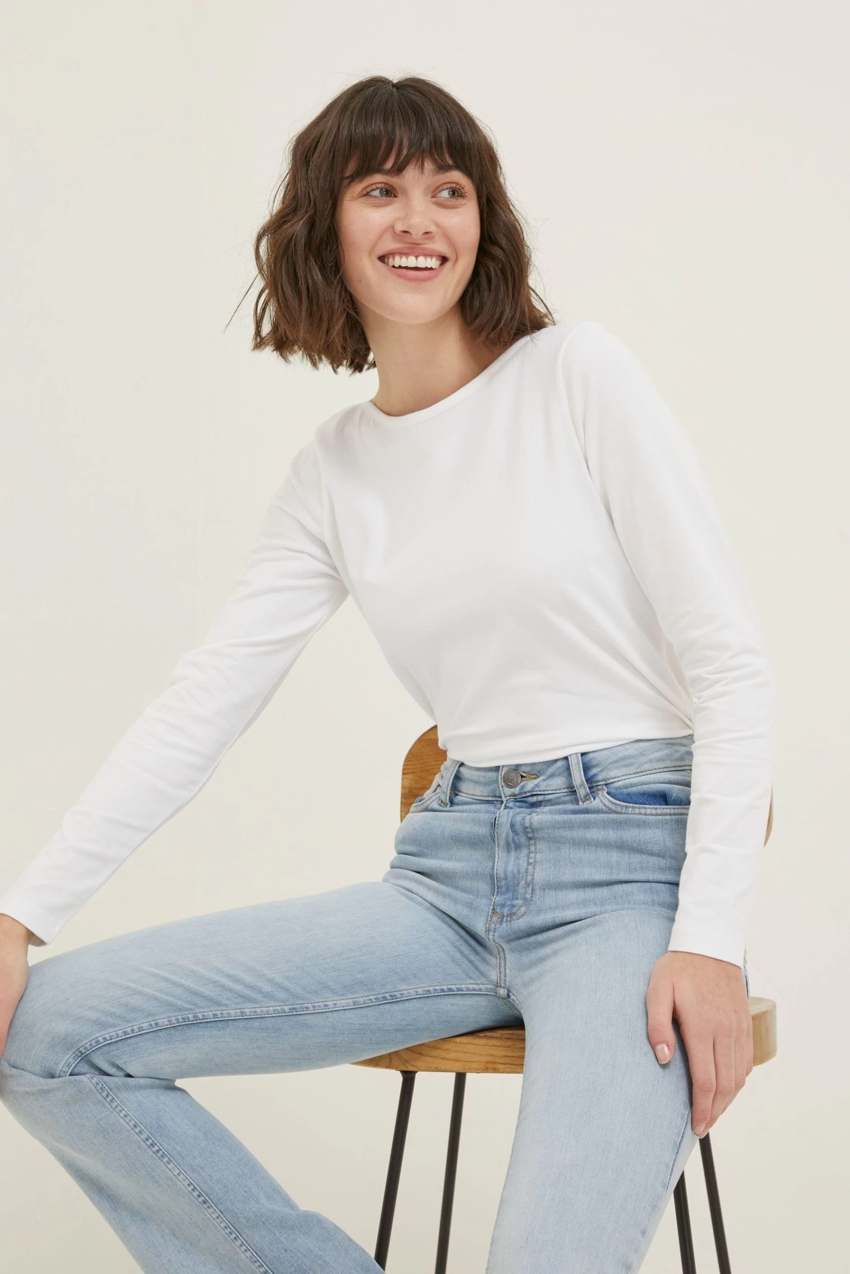 FatFace Bree White Organic Cotton T-Shirt 3 FatFace Bree White Organic Cotton T-Shirt - Image 3