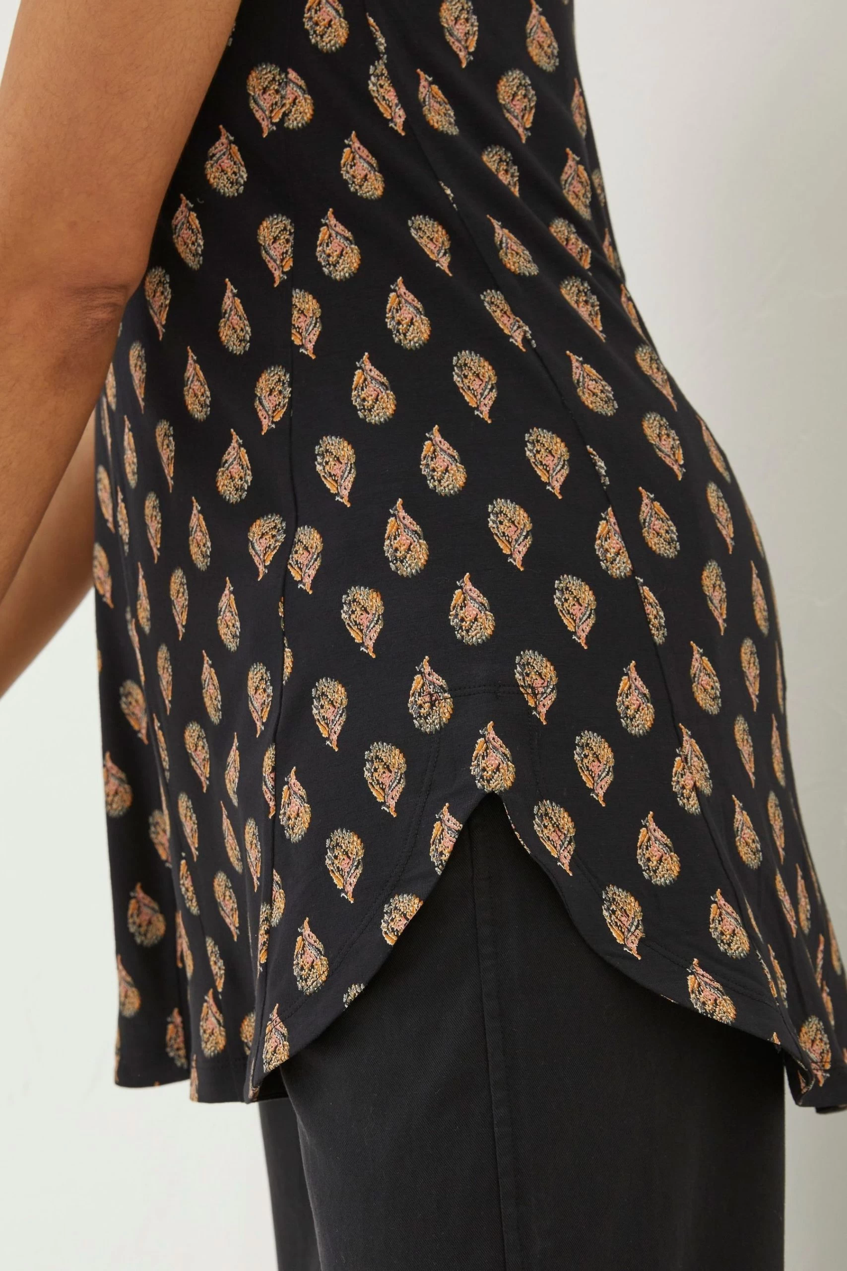 FatFace Rosie Tunic Vest 4 FatFace Rosie Tunic Vest - Image 4