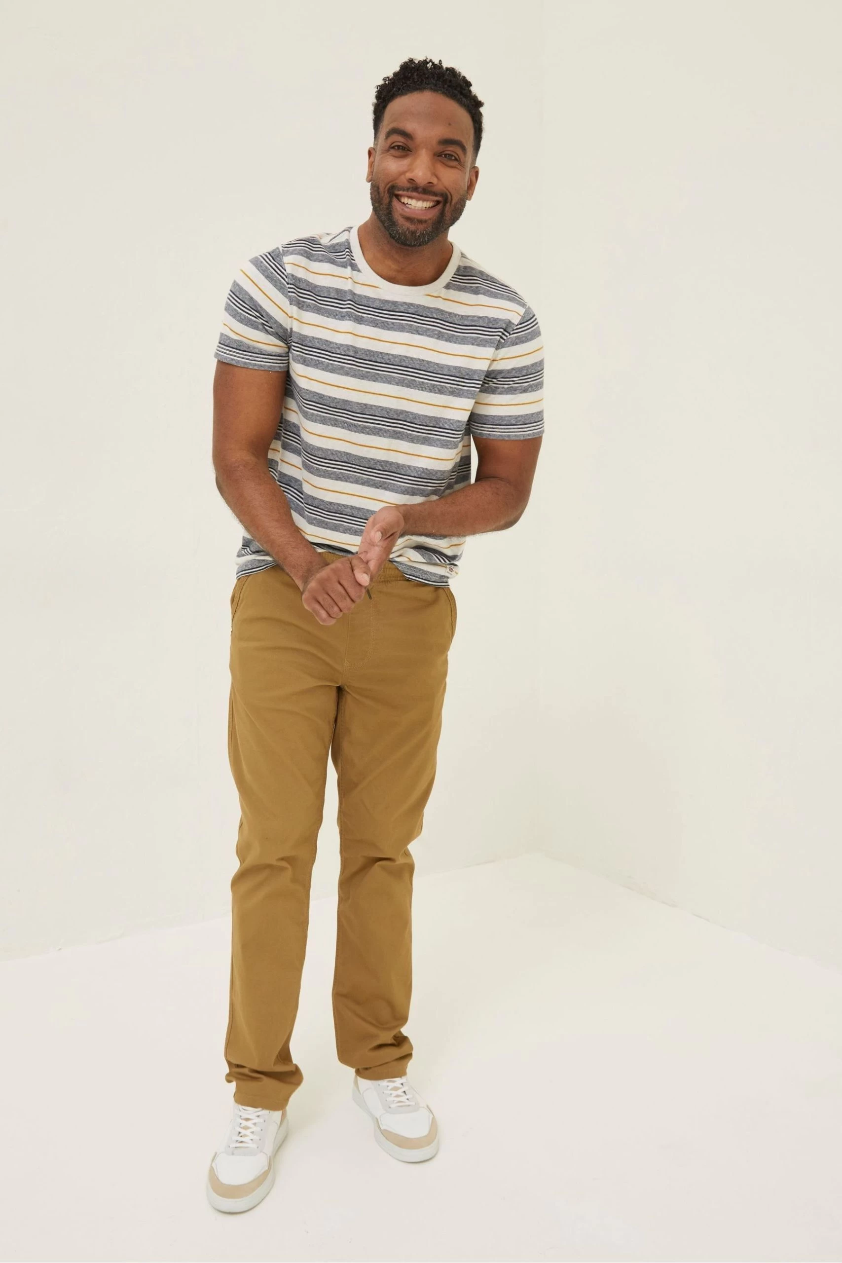 FatFace Straight Pull On Trousers 1 FatFace Straight Pull On Trousers