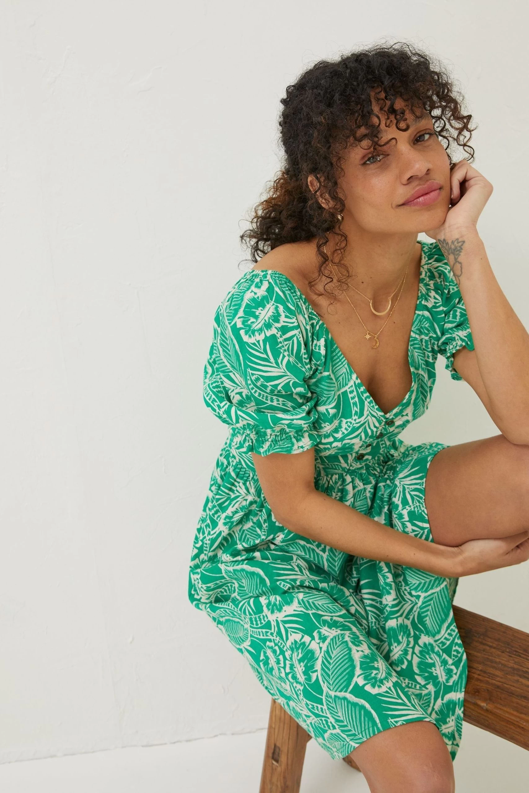 FatFace Green Aideen Linen Blend Leaf Dress 4 FatFace Green Aideen Linen Blend Leaf Dress - Image 4