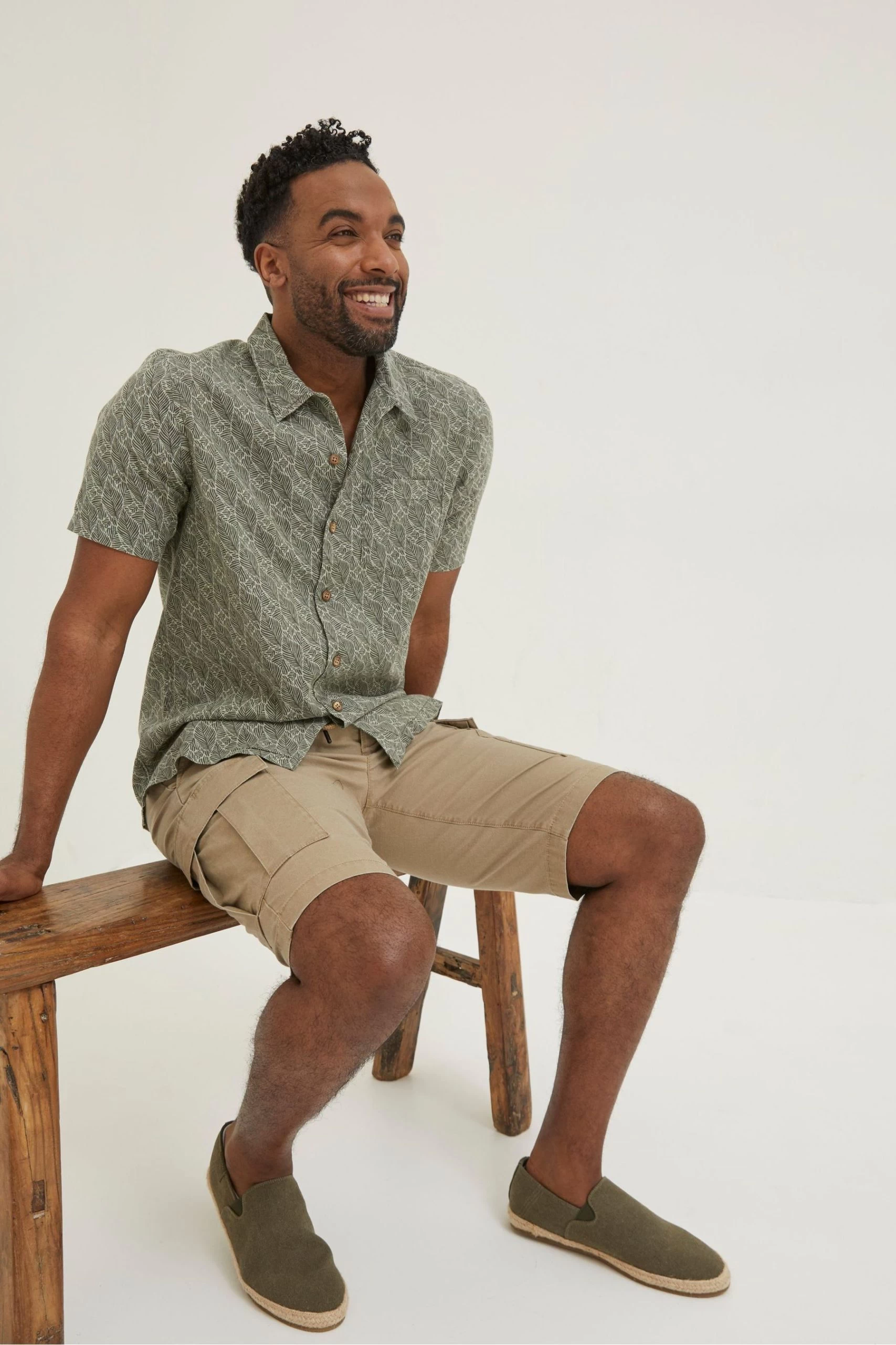 FatFace Green Dempsey Leaf Print Shirt 3 FatFace Green Dempsey Leaf Print Shirt - Image 3