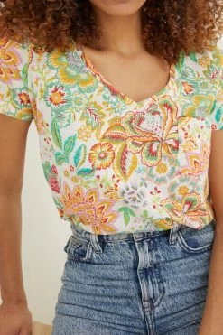 FatFace Natural Maggie Paradise Floral T-Shirt -Fashion Clothing Store T60277s3