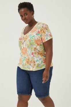 FatFace Natural Maggie Paradise Floral T-Shirt -Fashion Clothing Store T60277s4