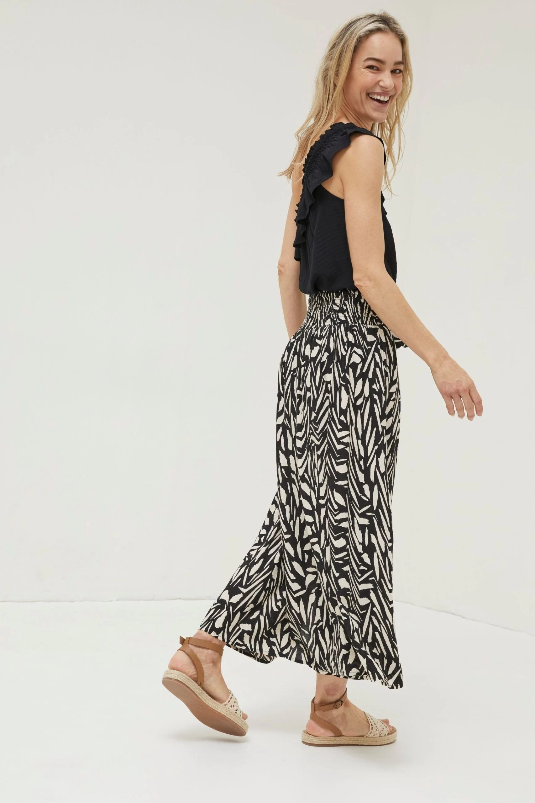 FatFace Sascha Paintstroke Midi Skirt 2 FatFace Sascha Paintstroke Midi Skirt - Image 2
